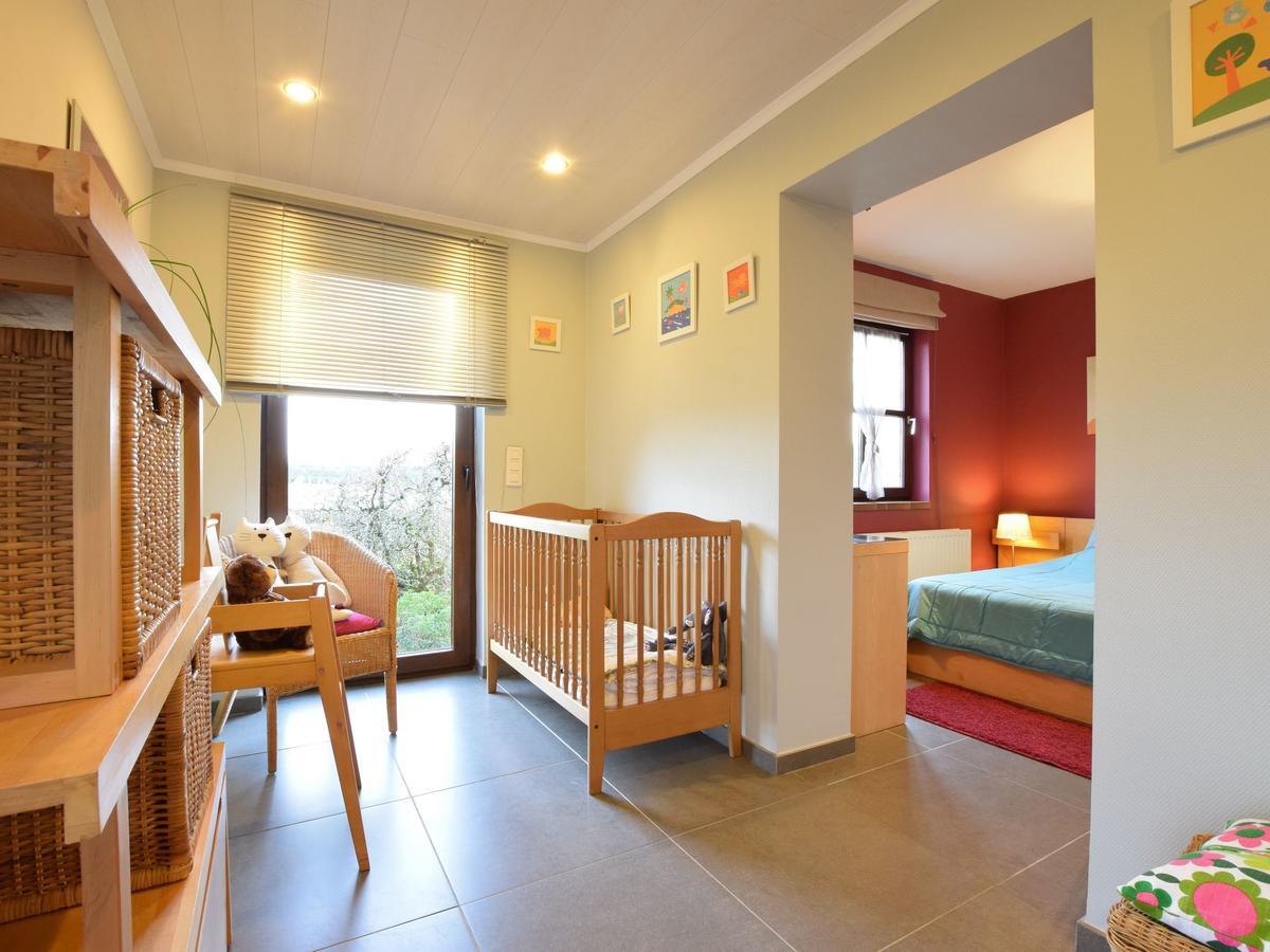 בסטון Peaceful Cottage In Ardennes With Private Terrace מראה חיצוני תמונה