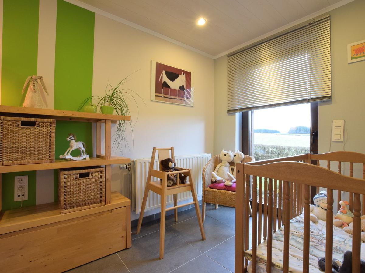 בסטון Peaceful Cottage In Ardennes With Private Terrace מראה חיצוני תמונה